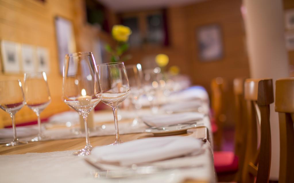 Hotel Excelsior Zermatt Bagian luar foto