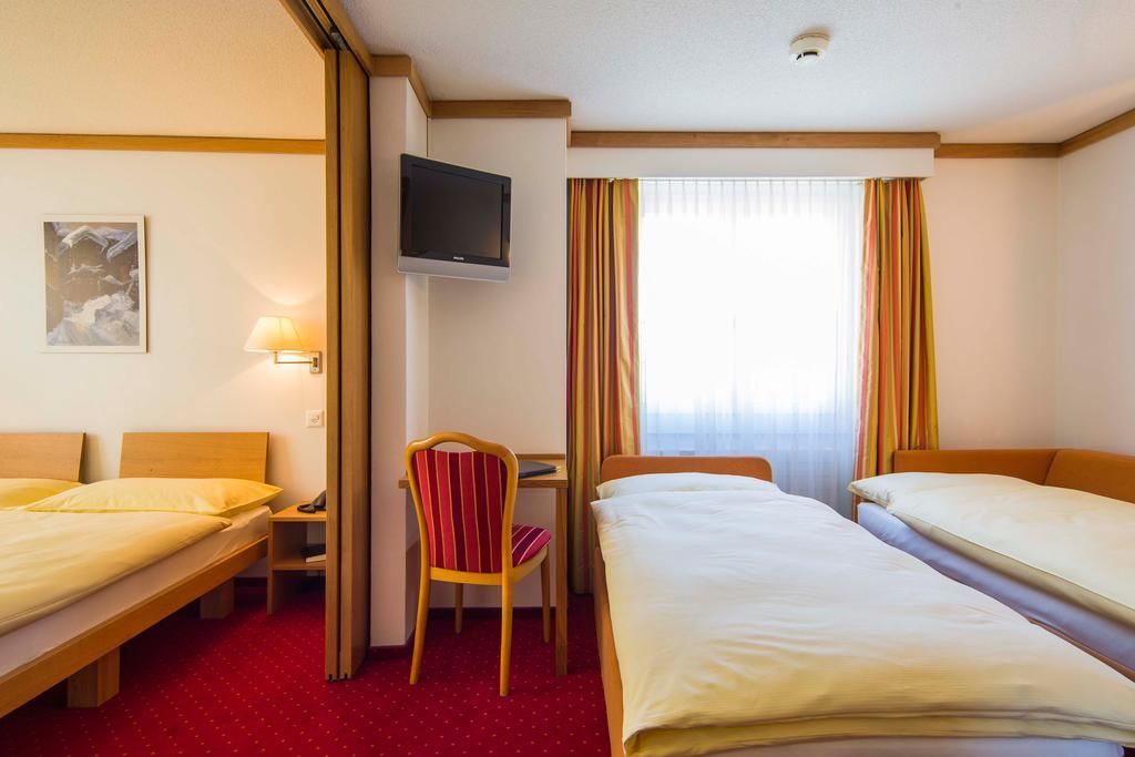 Hotel Excelsior Zermatt Bagian luar foto
