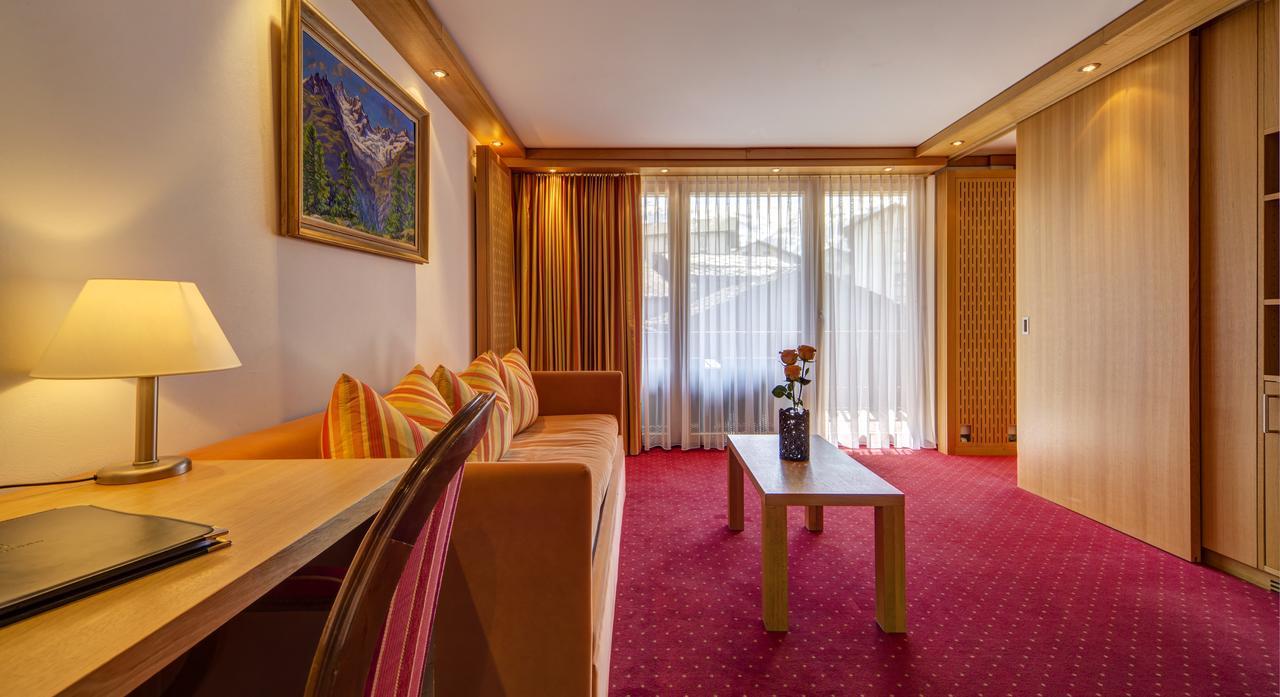 Hotel Excelsior Zermatt Bagian luar foto