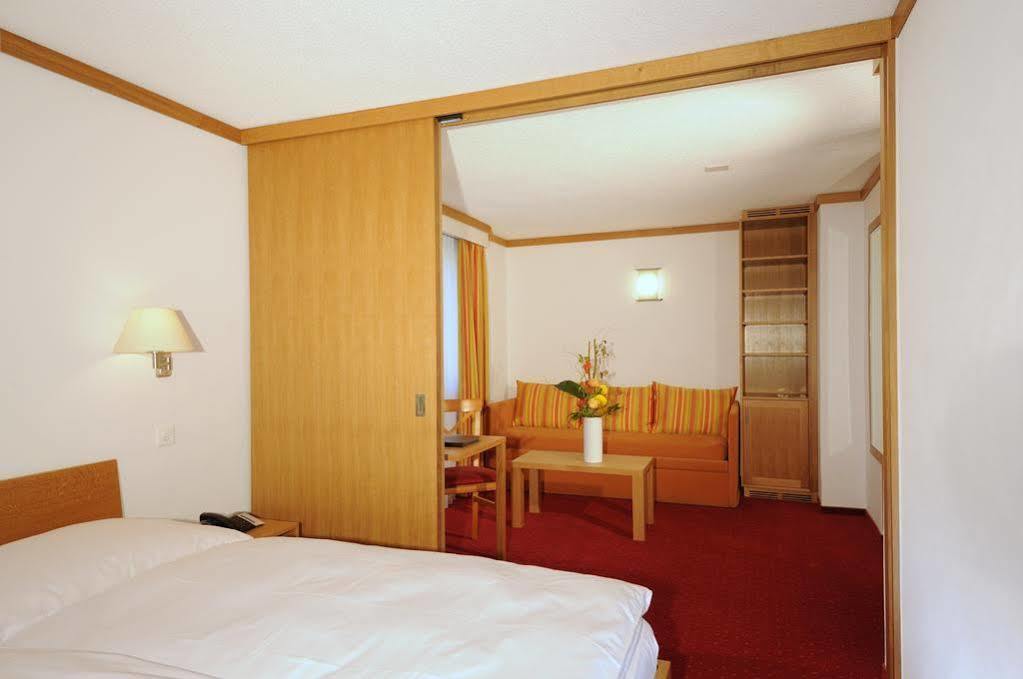 Hotel Excelsior Zermatt Bagian luar foto